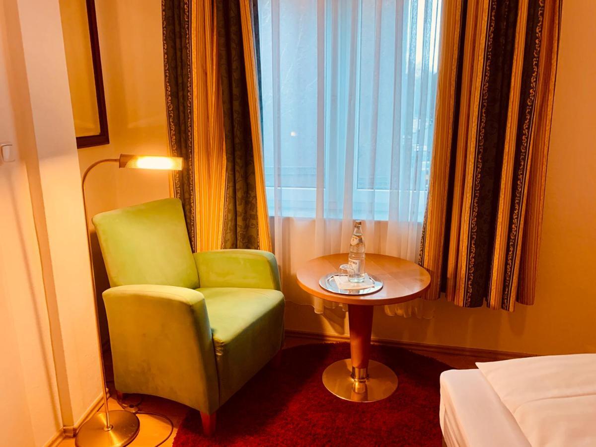 Hotel Gasthaus Zur Eule Cologne Extérieur photo