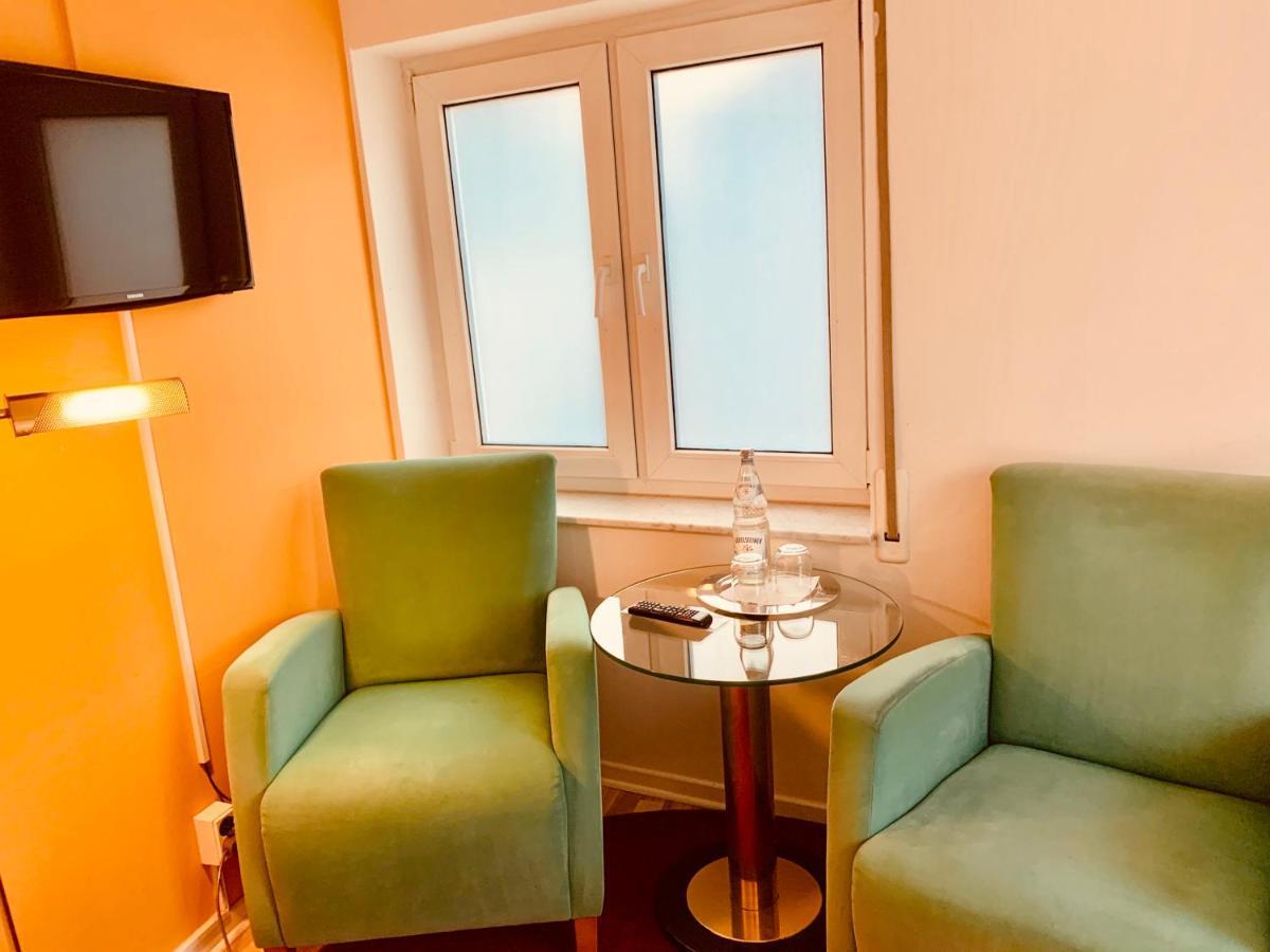 Hotel Gasthaus Zur Eule Cologne Extérieur photo